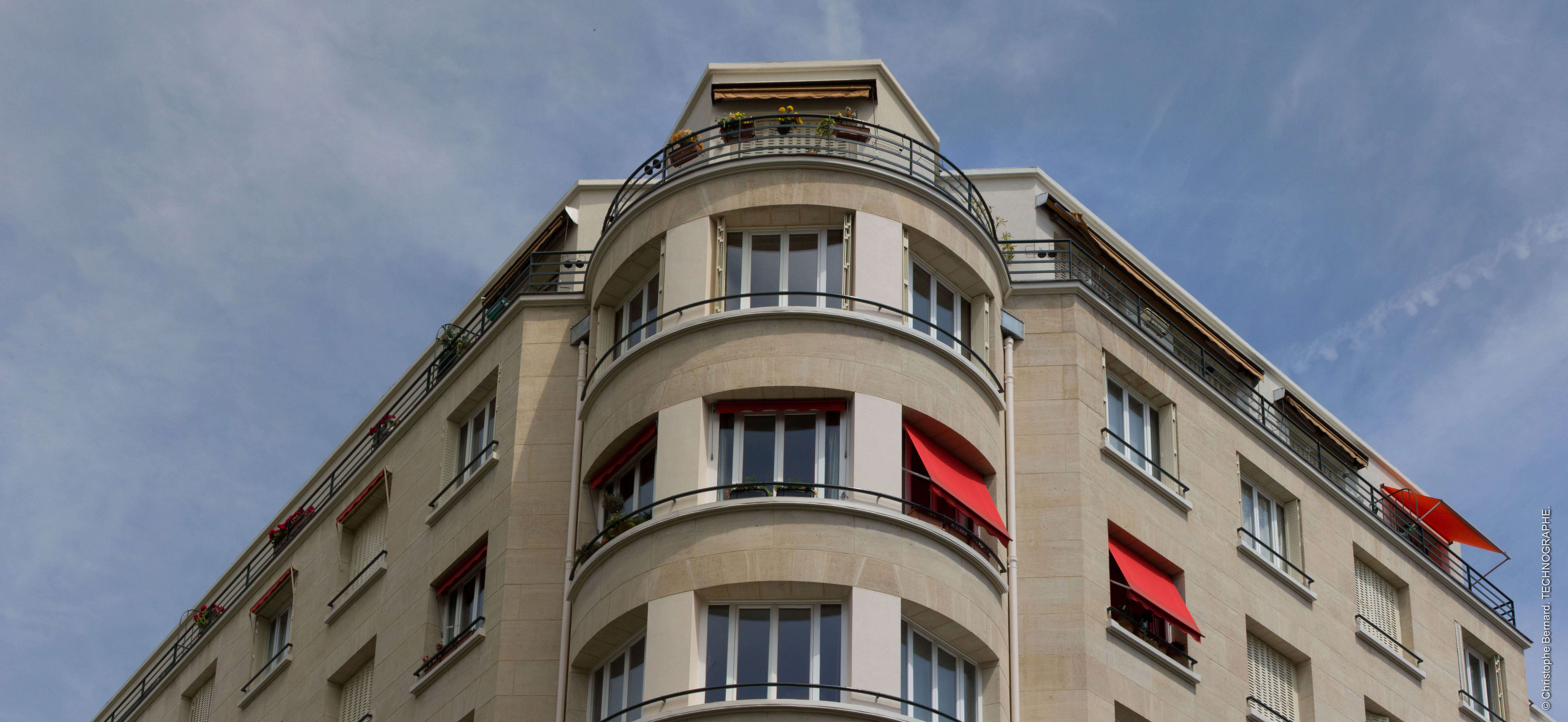 IMMEUBLE EN COPROPRIÉTÉ